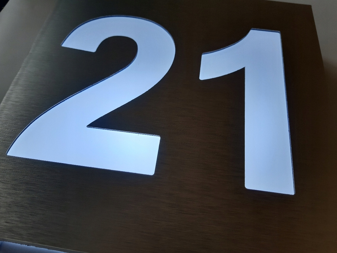 Podświetlany numer domu LED , czujnik zmierz 30x30 Informacje dodatkowe podświetlenie