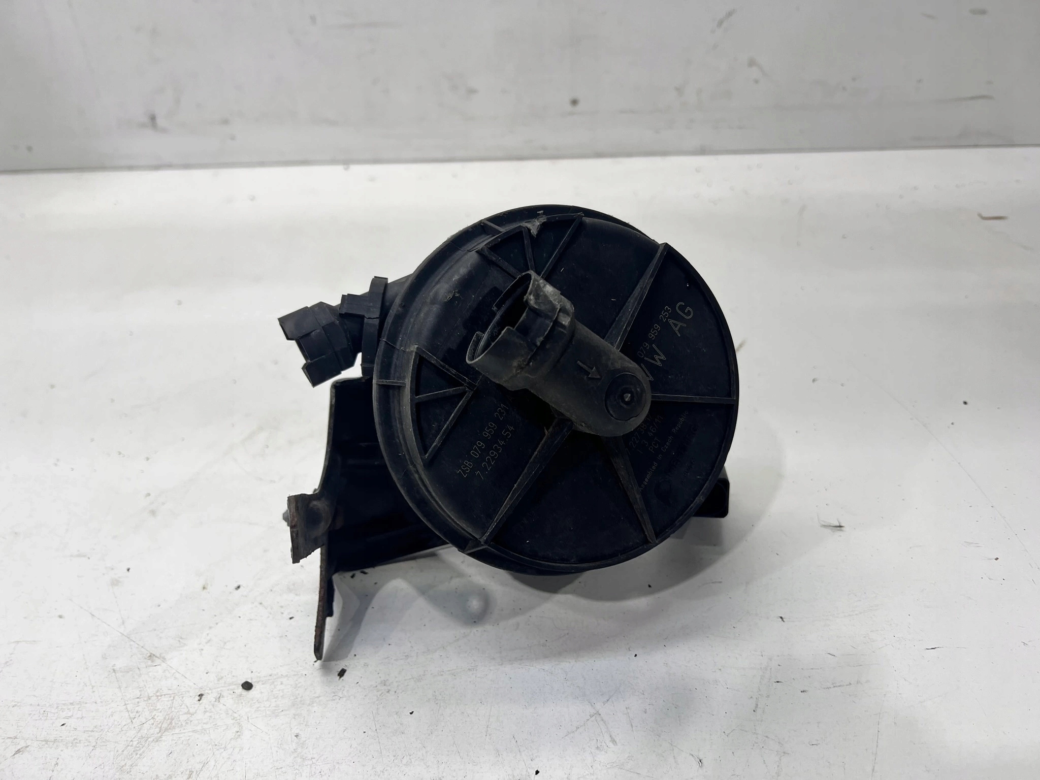 POMPA POWIETRZA WTÓRNEGO AUDI A6 C7 079959253