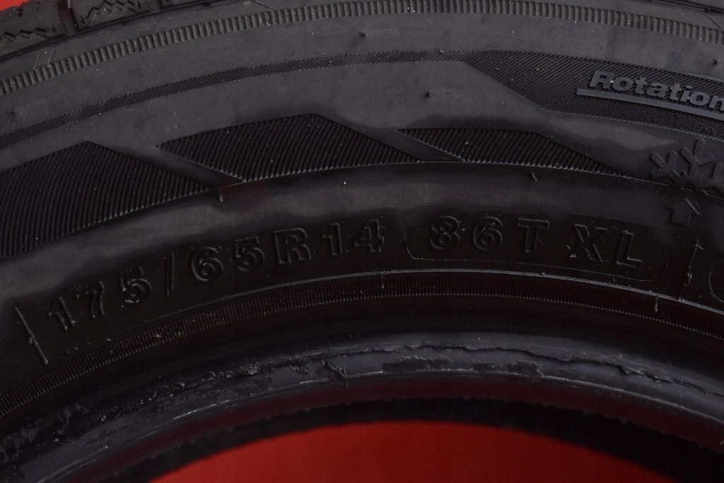 tyre tyres 2 pcs ZEETEX winter 175/65/14 24R
