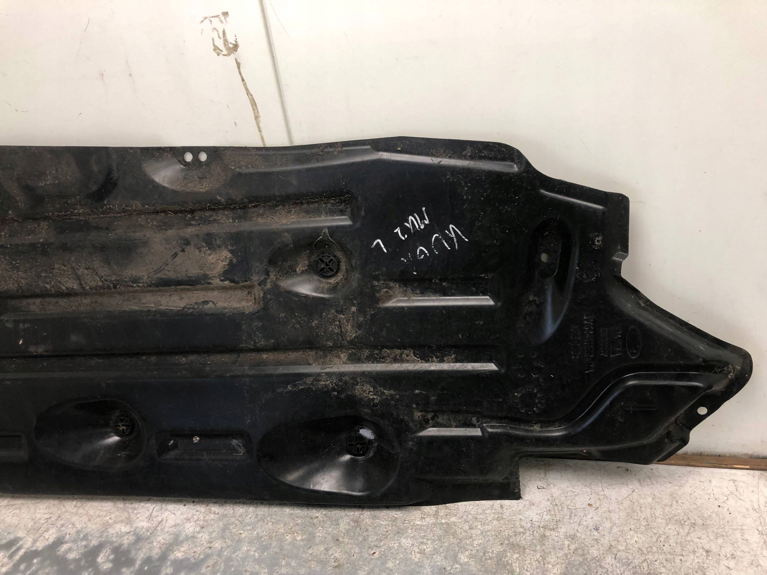 cover chassis left FORD KUGA MK2 GV61-11133-BA