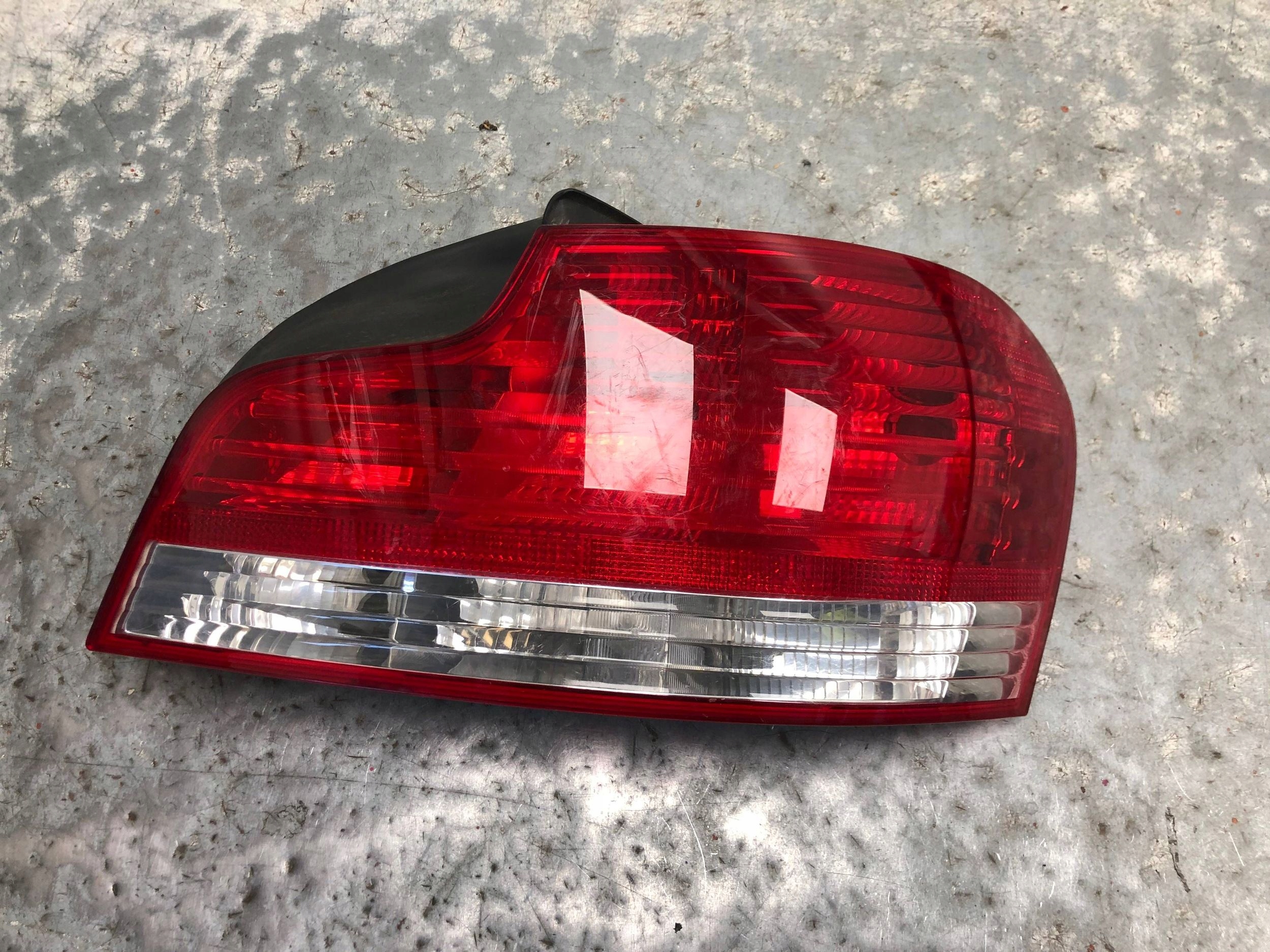 light right rear part BMW E81 CABRIO 6924520