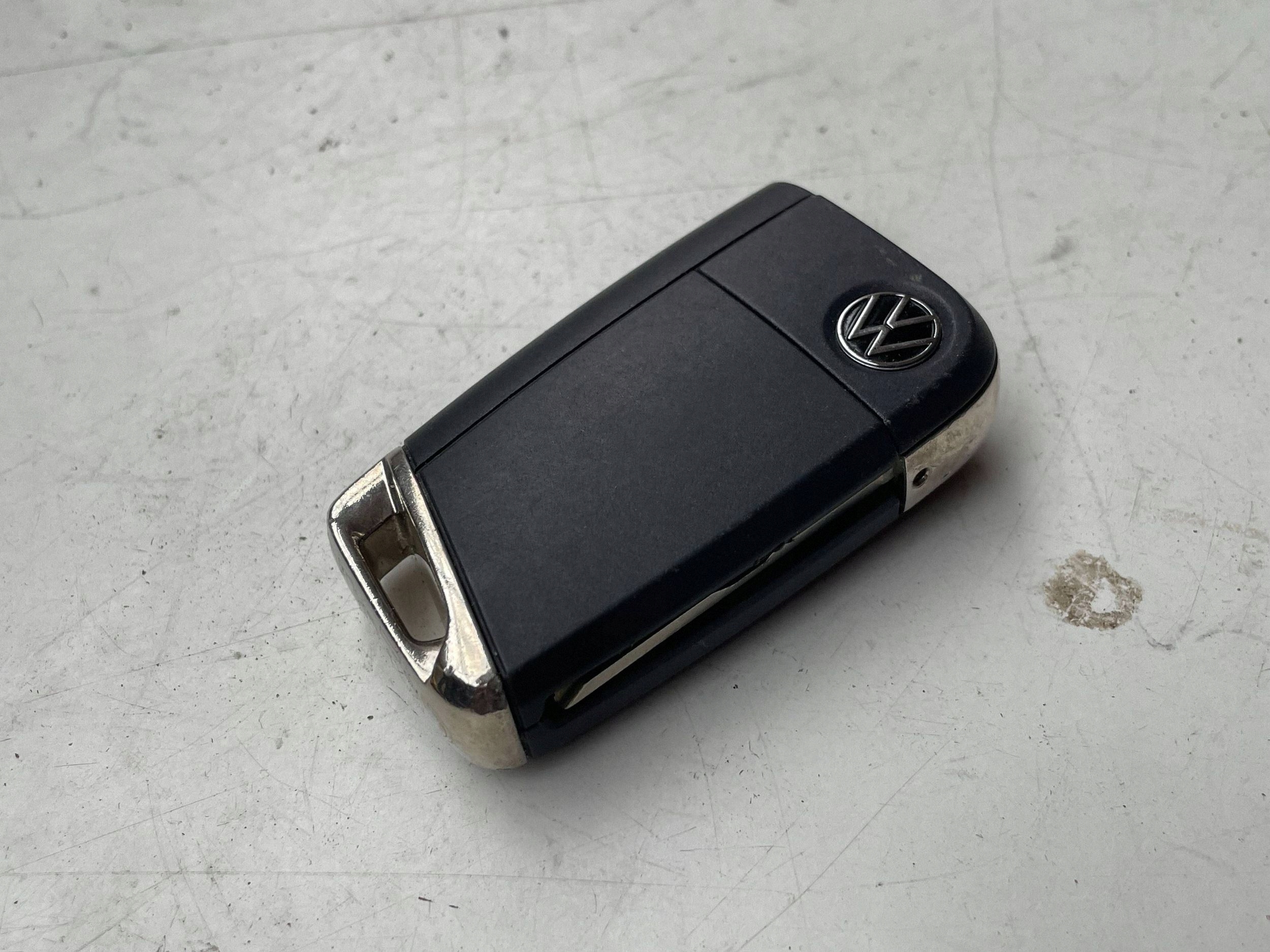key key PILOT original 5G695972 DS VW TOURAN II III !J