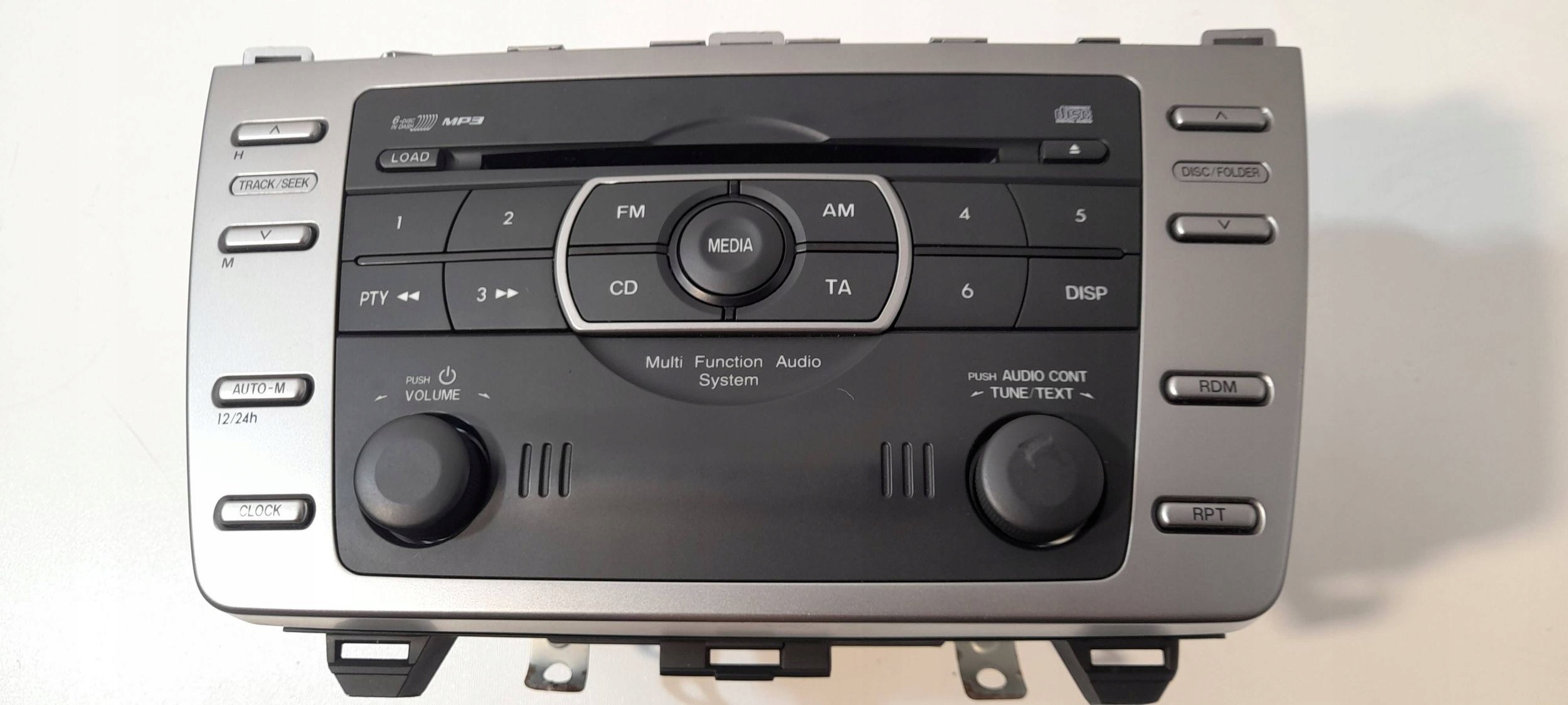 Mazda 6 Panel / Radio CD/DVD/GPS CQEM4770AT (R536)