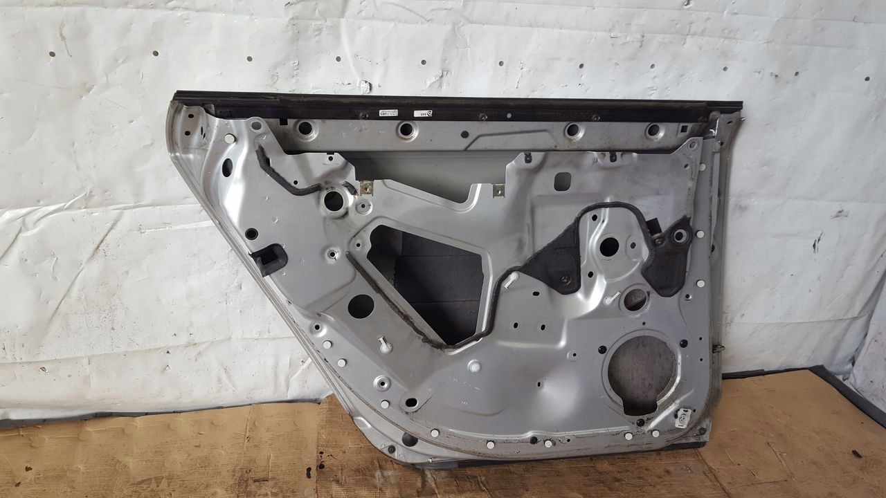 door rear part rear. left LY7W Audi A6 C6
