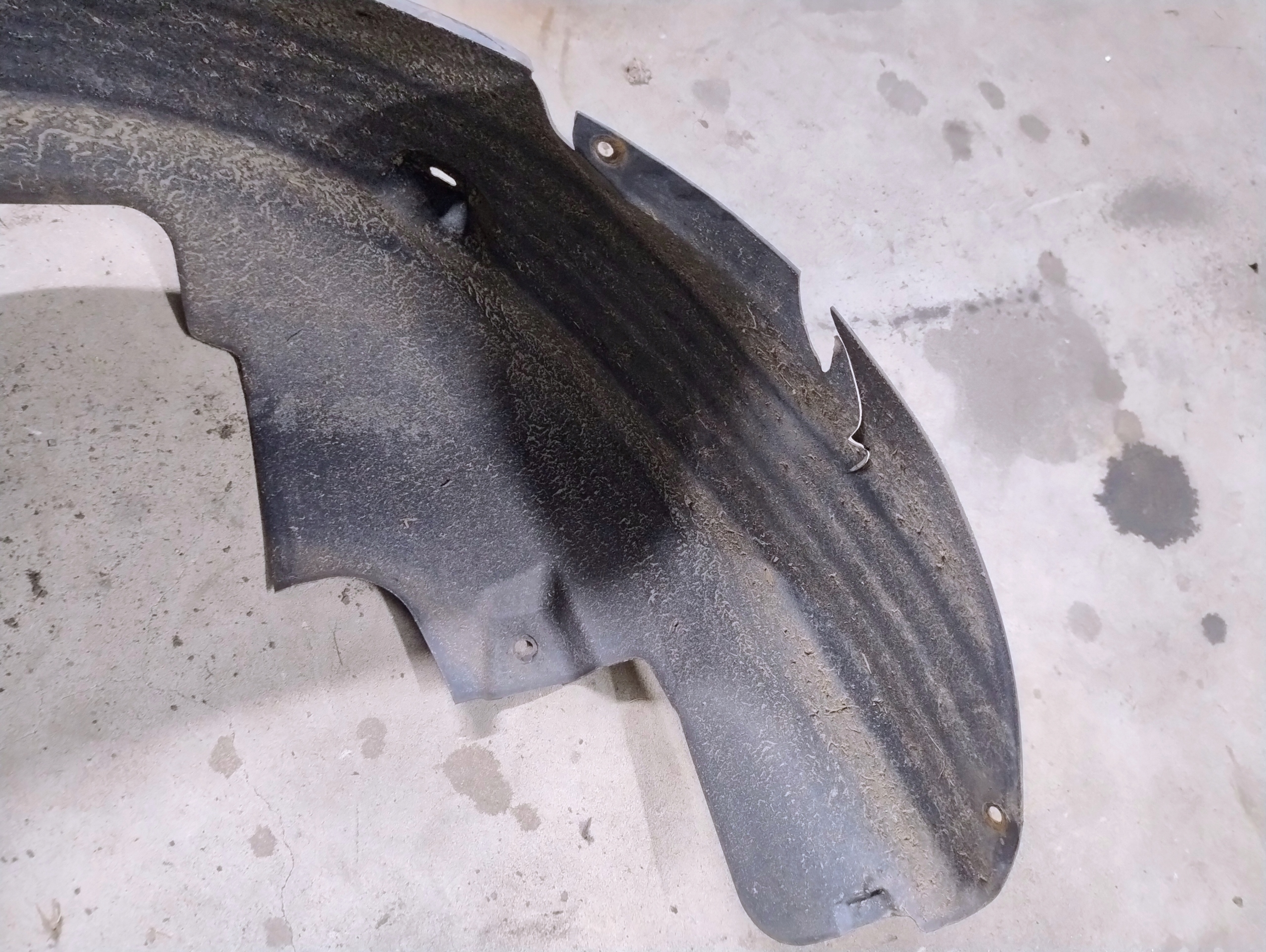 mudguard left rear part left rear. OPEL ASTRA J HB
