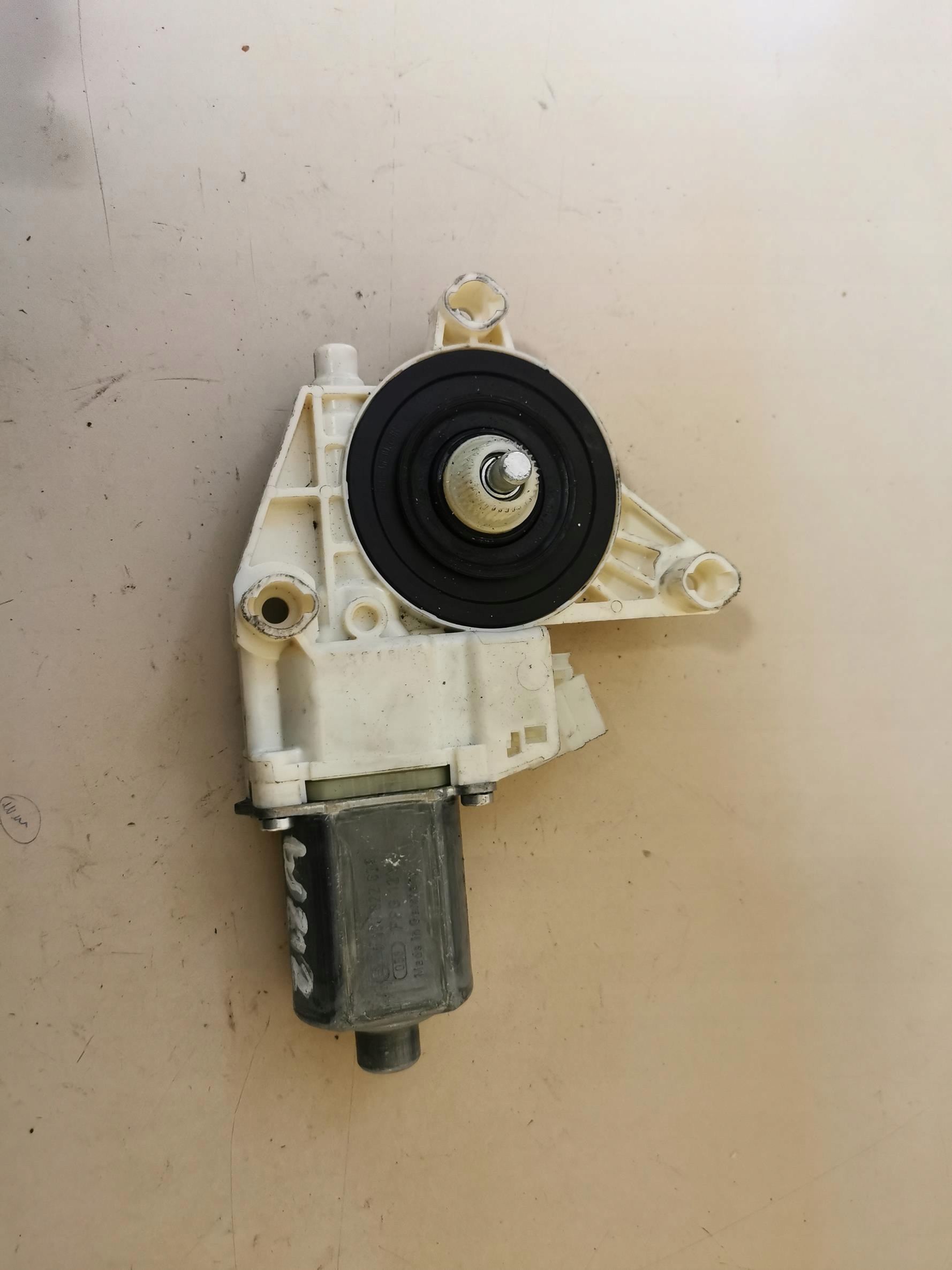 mini motor windows right front MERCEDES E-KLASA W212 A2129066702 09-16