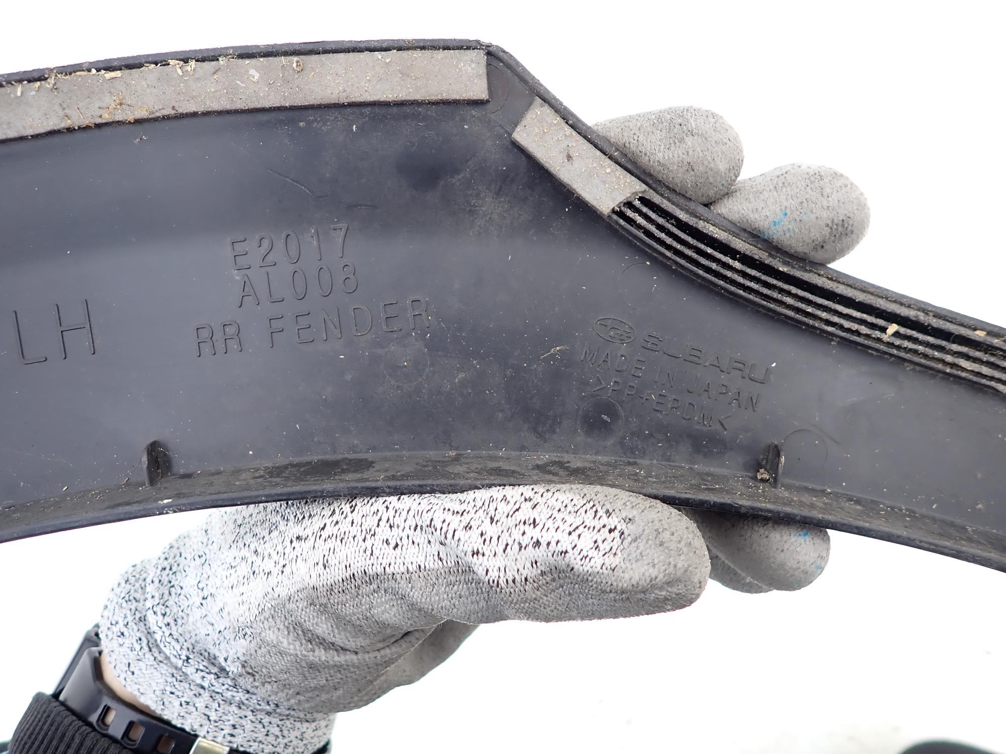 SUBARU OUTBACK V 5 14-19 moulding cap left rear part