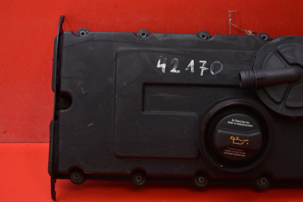 Abdeckung der Ventile Gehäuse 03G103475 DODGE CALIBER 2.0 CRD 140 KM 06-12
