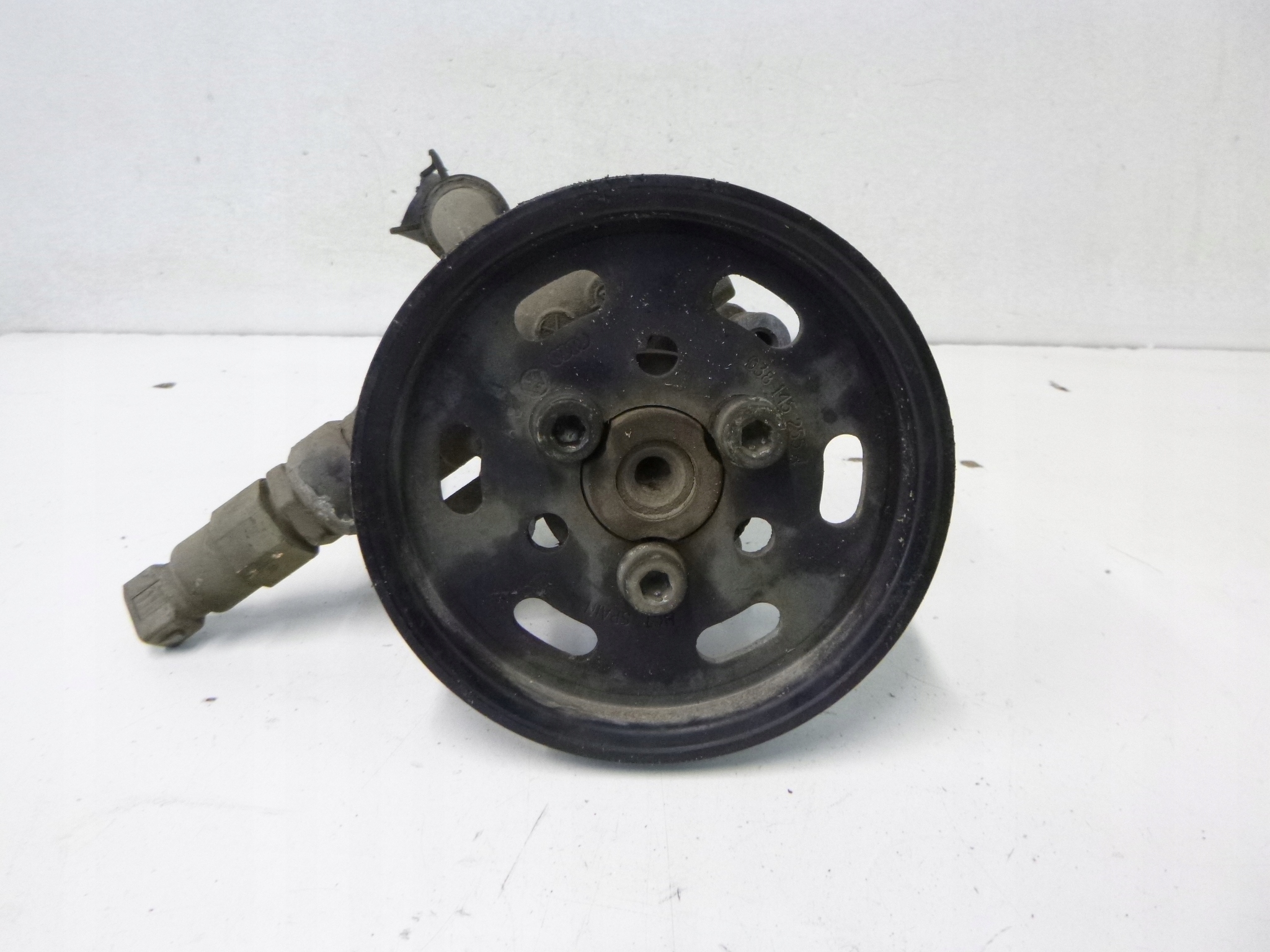 POMPA SERVOSTERZO VOLKSWAGEN GOLF IV 98R.