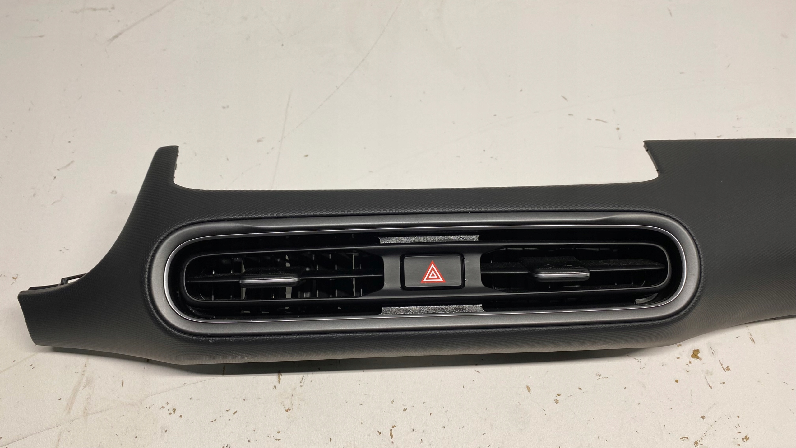 HYUNDAI KONA EV cap grid air conditioning devices DEKOR grey console dashboard 21-23