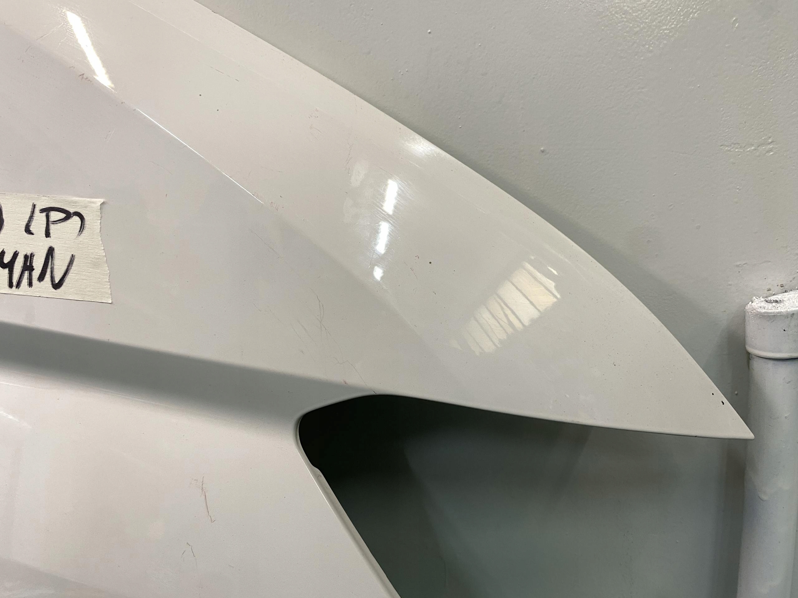 MAN TGE VW CRAFTER 2 17- fender front right BIALY 7C0821106B