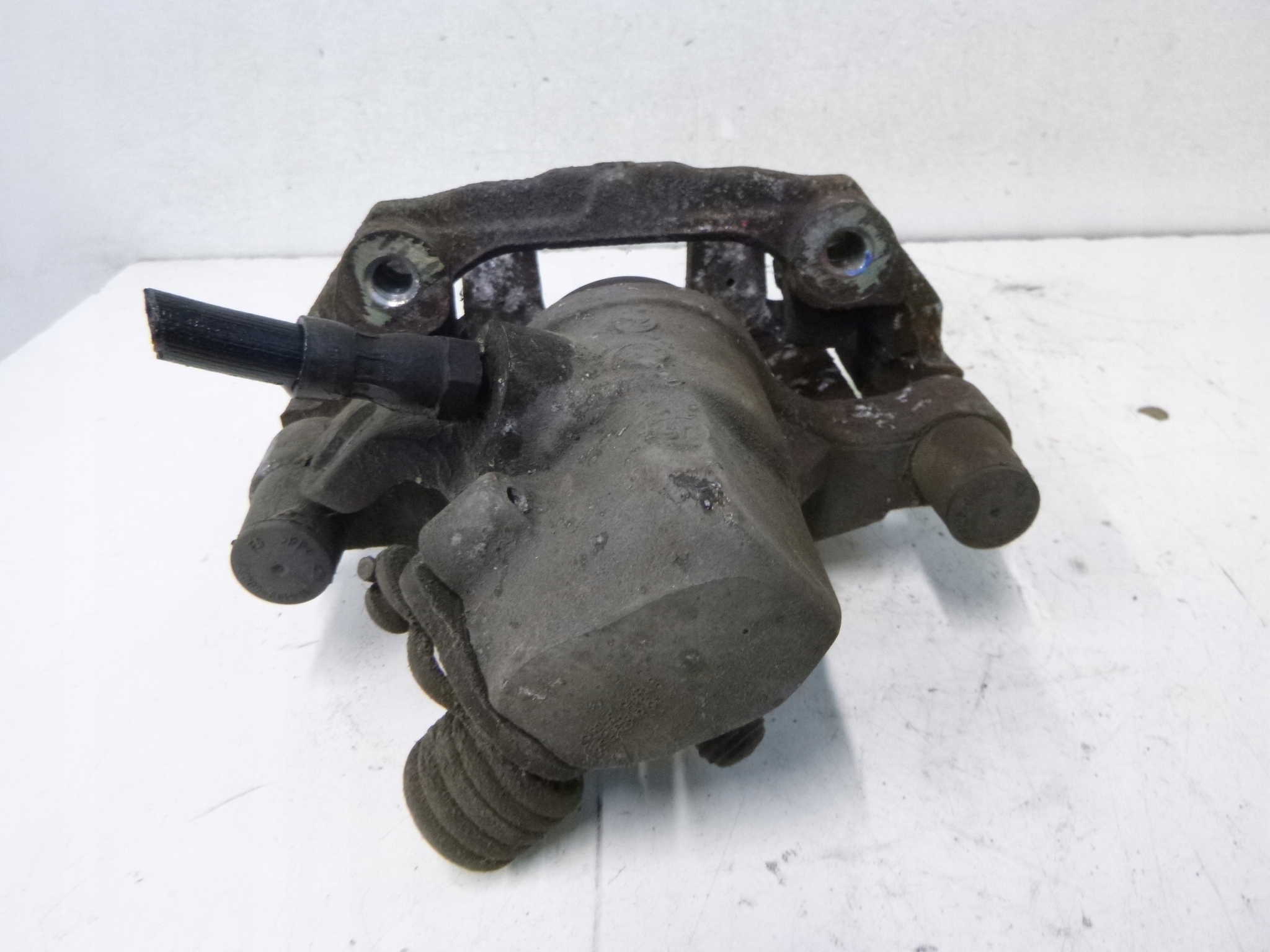 caliper brake rear part Ford C-Max 1.6TDCi 2005r.