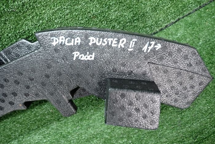 DACIA DUSTER II 17- absorber nárazníku předek 620904051R