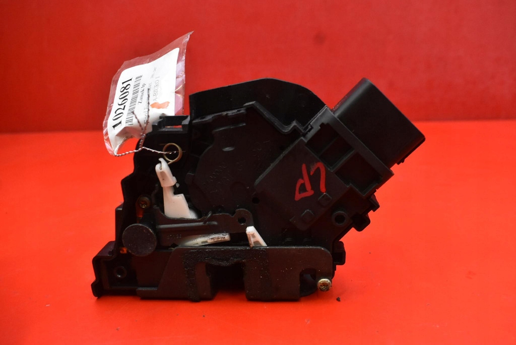 lock door left front front EU 3M5A-R21813EL FORD FOCUS C-MAX 1 and 03-07