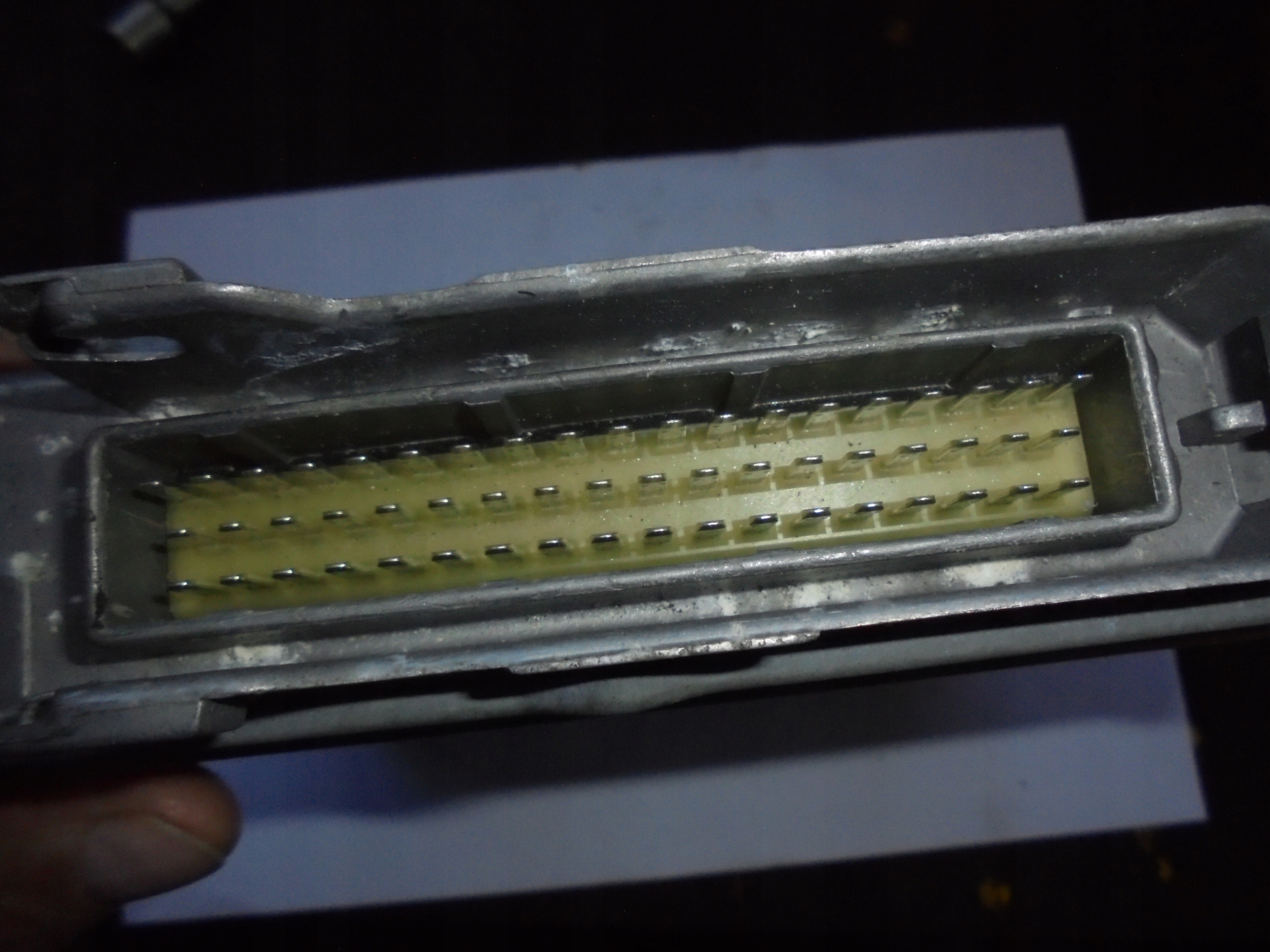 COMPUTER MERCEDES W210 3,0 A0175459032 0281001230