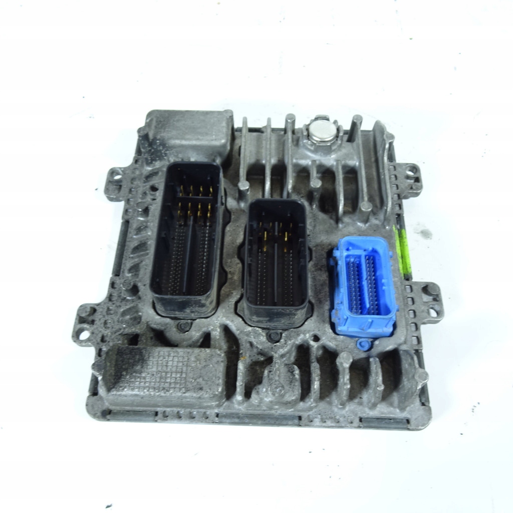 OPEL ASTRA J LIFT 1.6CDTI control unit of the engine 55486549