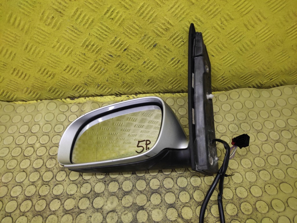 VW TOURAN and mirror left 5 PIN