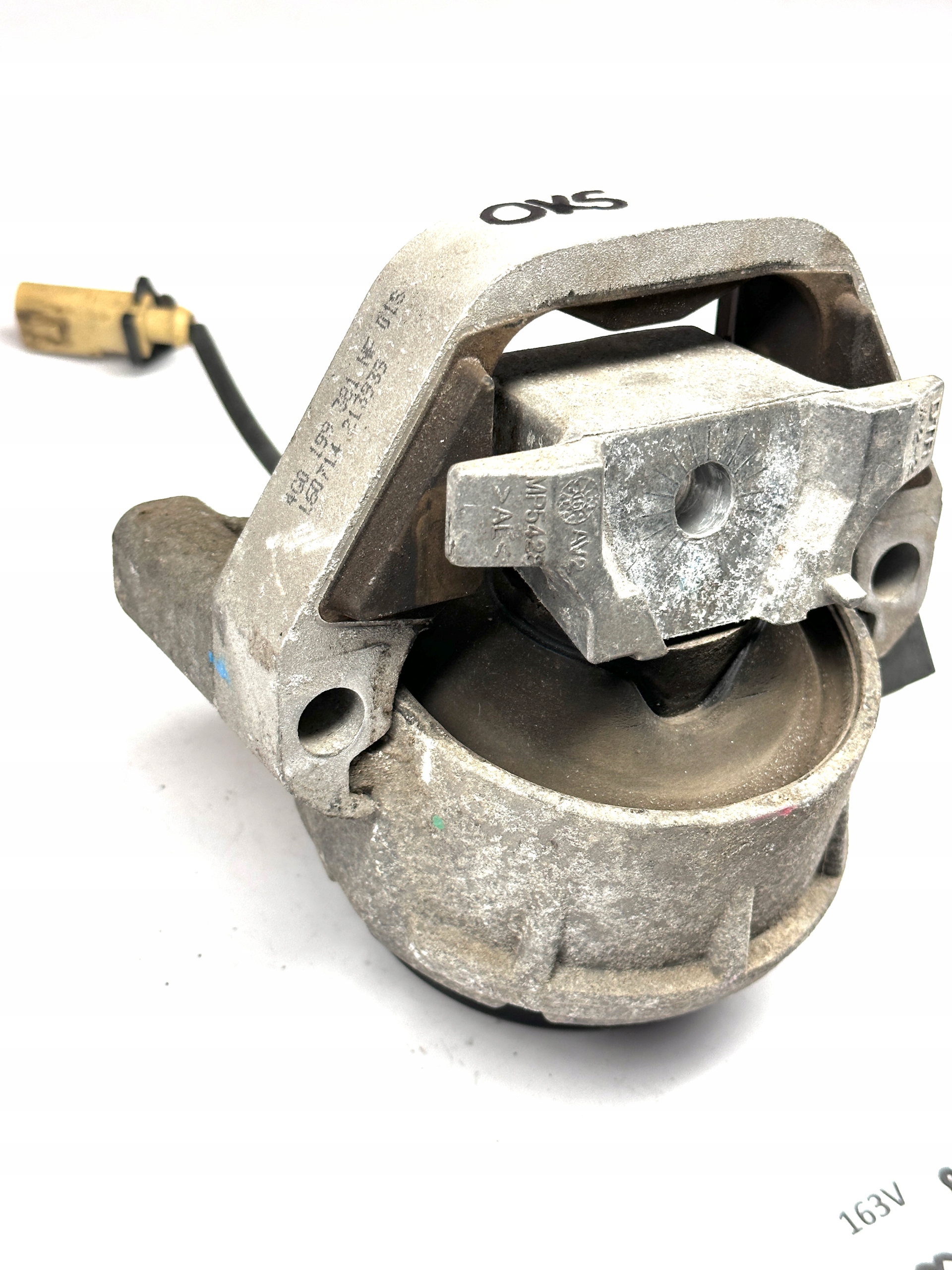 AUDI A6 C7 A7 4G LIFT 2.0TDI CNH engine mount 4G0199381NF