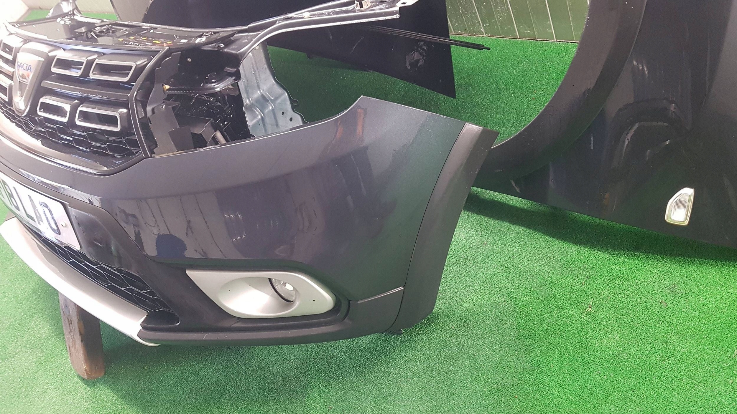 bumper front DACIA SANDERO STEPWAY LIFT 16-20 LAK: TEKNA 620226530