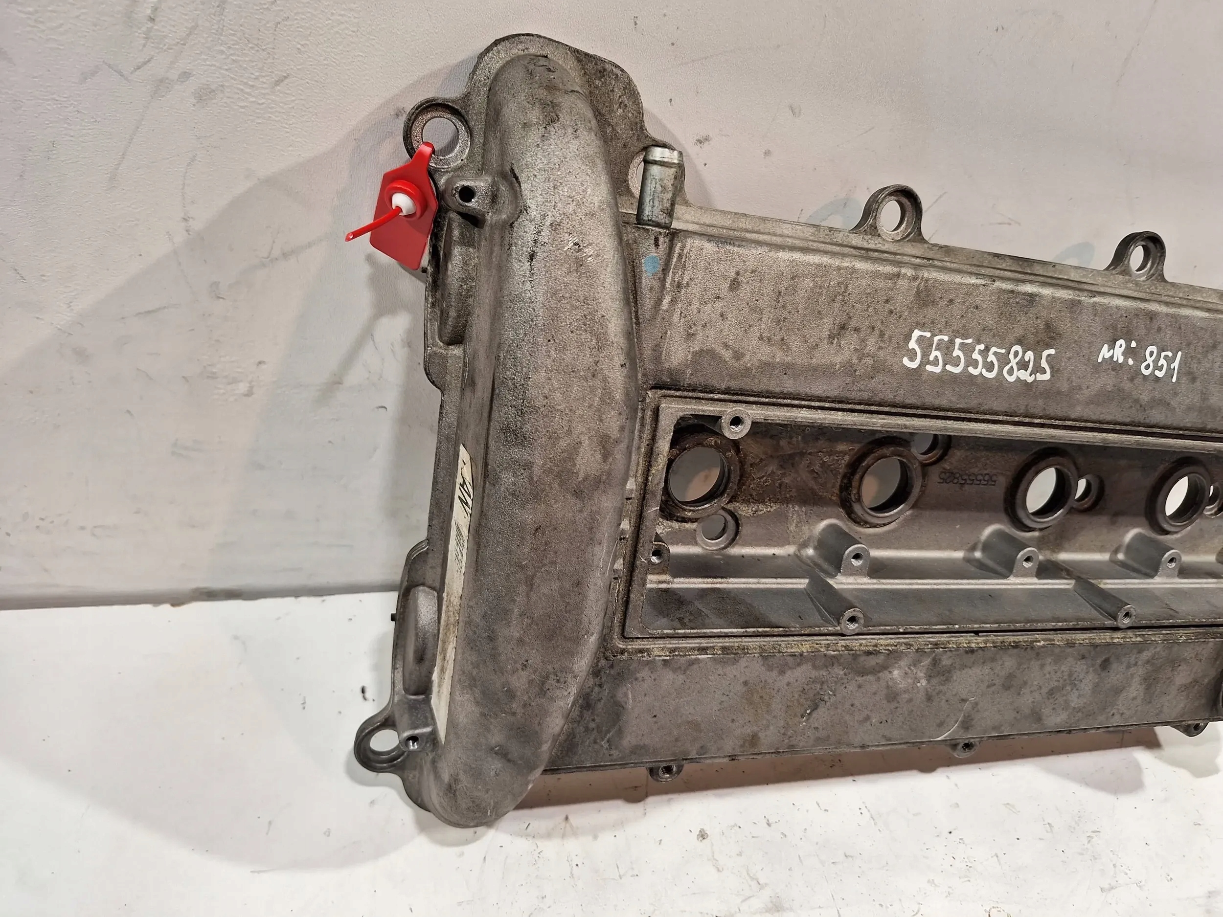 Pokrywa zaworów 5555825 Opel Vectra C 2.0 Turbo 03- Producent części Opel OE