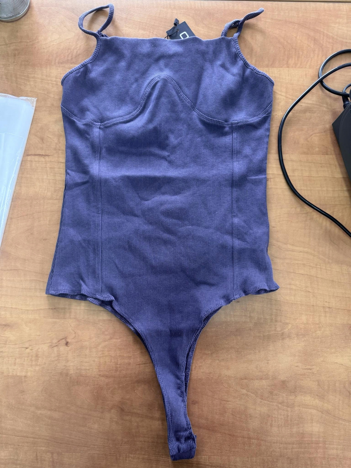 1B0A28 P28 BOOHOO PLUS FIOLETOWE PRĄŻKOWANE BODY 3XL Rękaw na ramiączkach