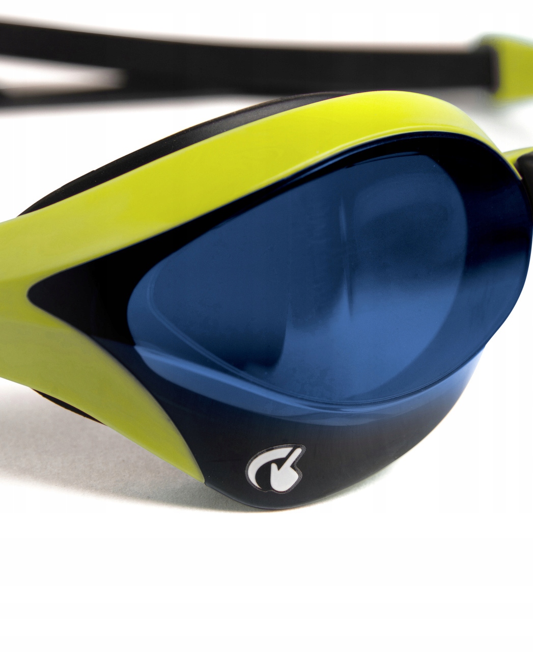 OKULARKI PŁYWACKIE ARENA COBRA ULTRA SWIPE ROYAL/BLUE/CYBER/LIME 003929110 Model Arena Cobra Utra Swipe