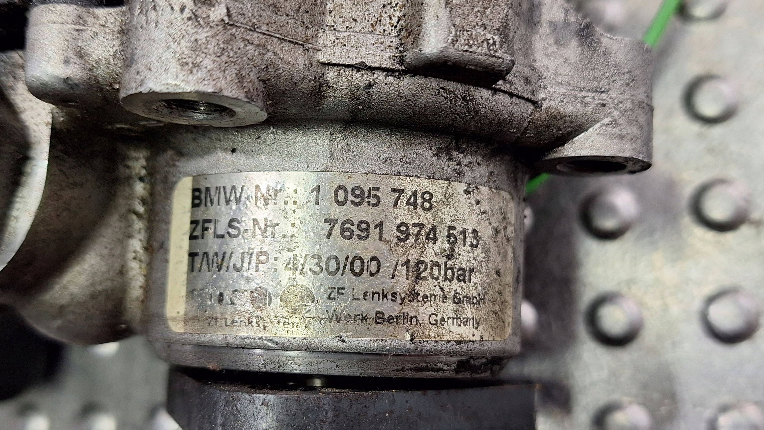 servo pump 1095748 BMW E39 LIFT E46 X5 E53 2.0D 2.5D 3.0D M47 M57