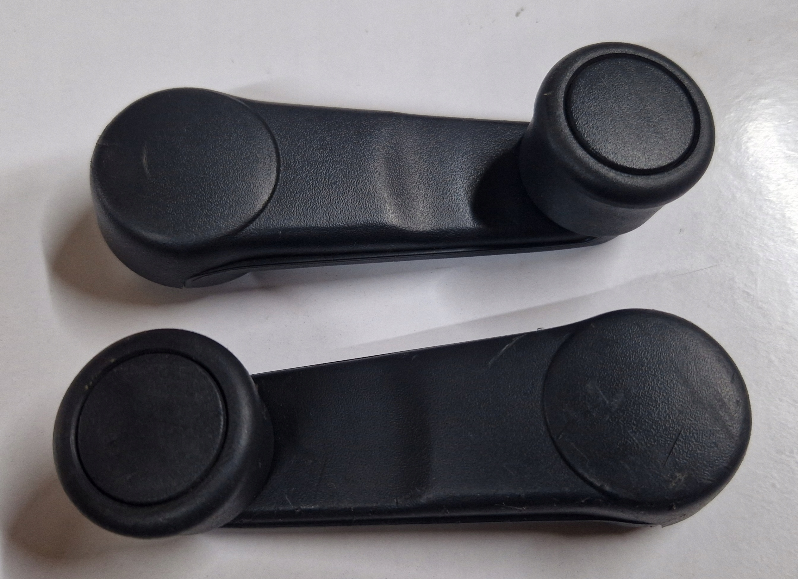 Ручка опускания стекла AUDI A4 B6 B7 черная SOUL