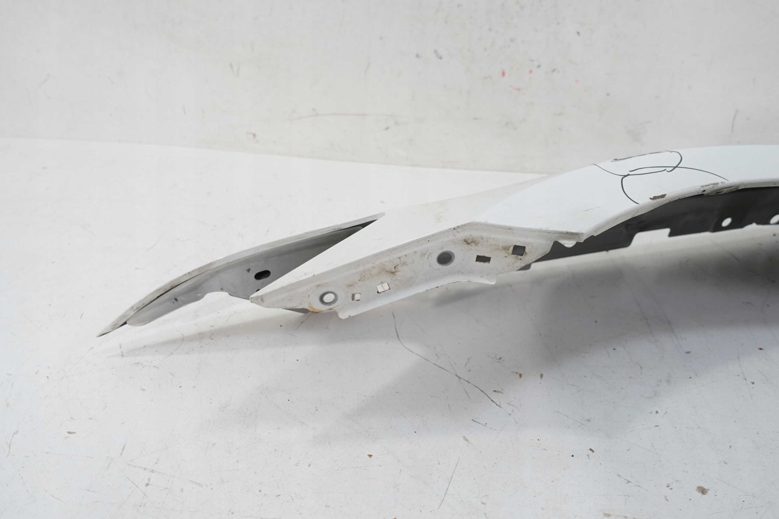 VW PASSAT B8 2014- BŁOTNIK PRZEDNI LEWY PRZÓD Typ samochodu Samochody osobowe