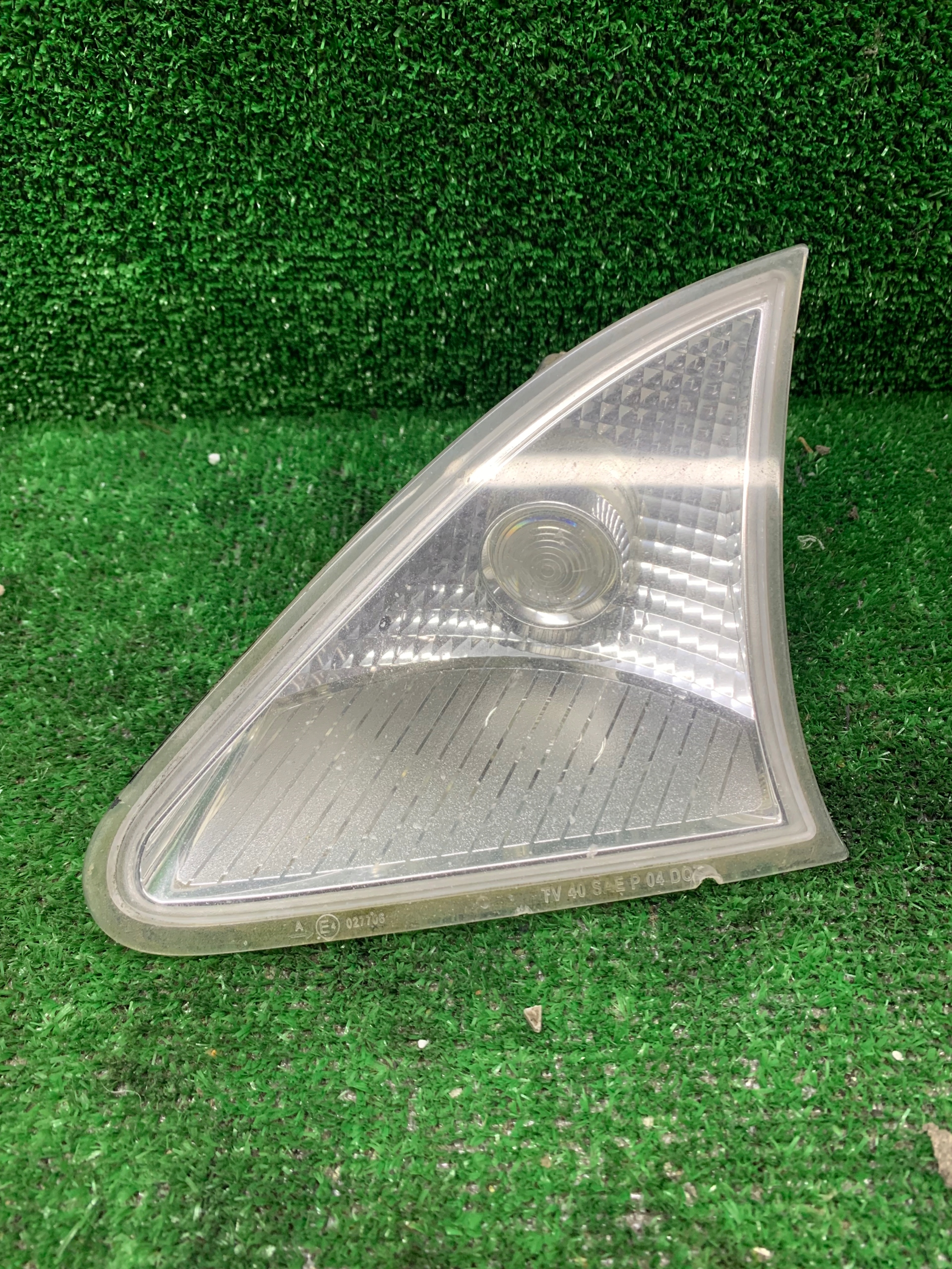 MERCEDES W251 HALOGEN DRL LEWY PRZÓD A2518200956
