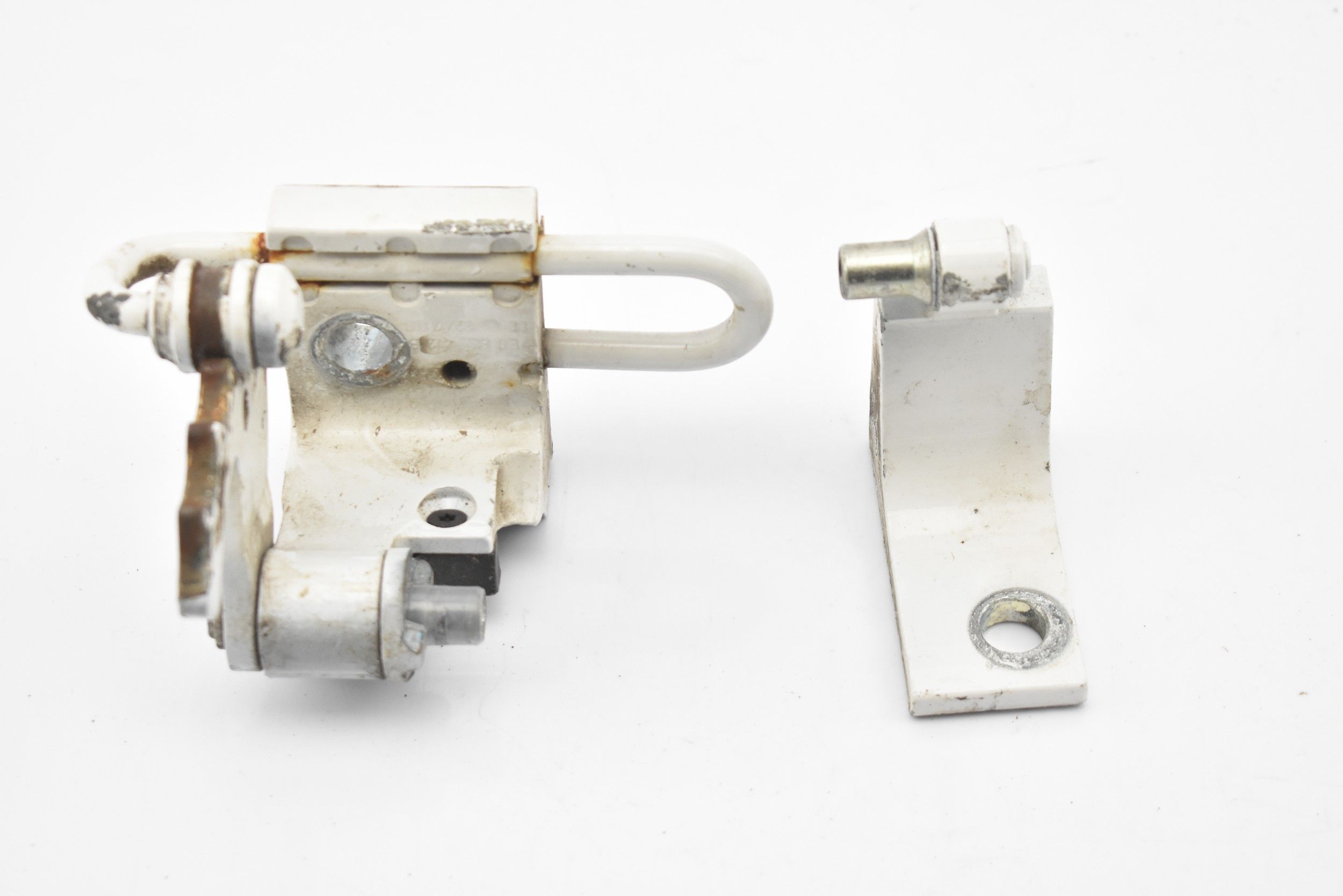 7E0831402B, 7E0831412B - Дверные петли правый передний комплект VW T5 T6 LB9A