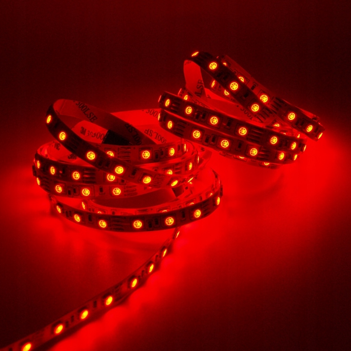 Zestaw taśmy LED kolor RGB 72W 5m 12V pilot dotyk Moc 72 W