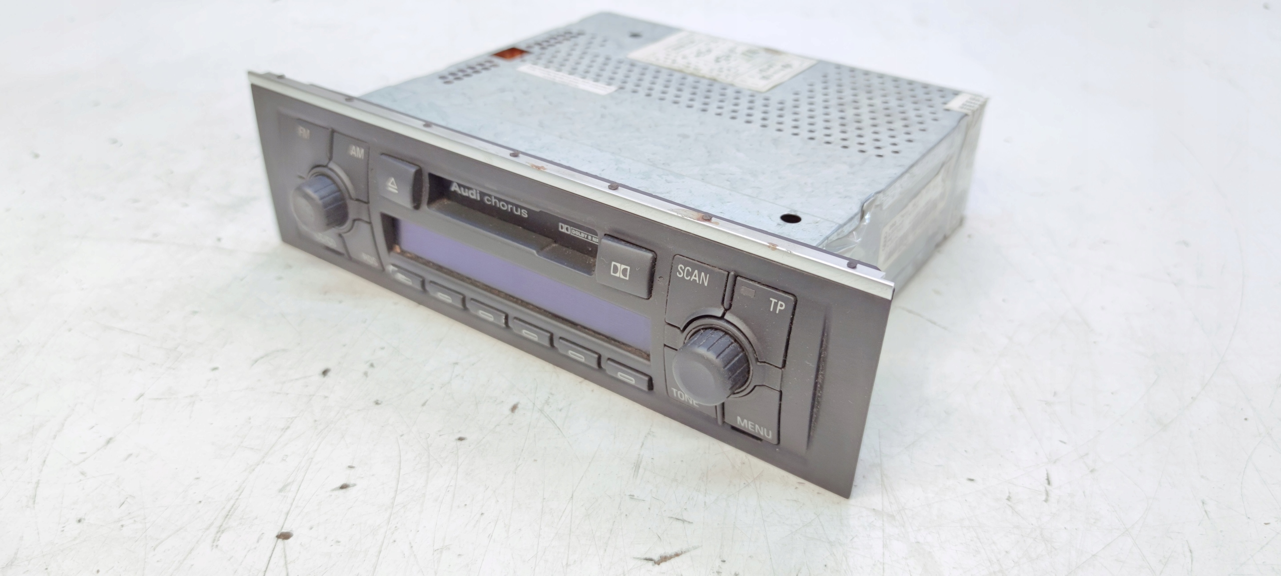 RADIO AUDI CHORUS AUDI A4 B6 B7 8E0035152B