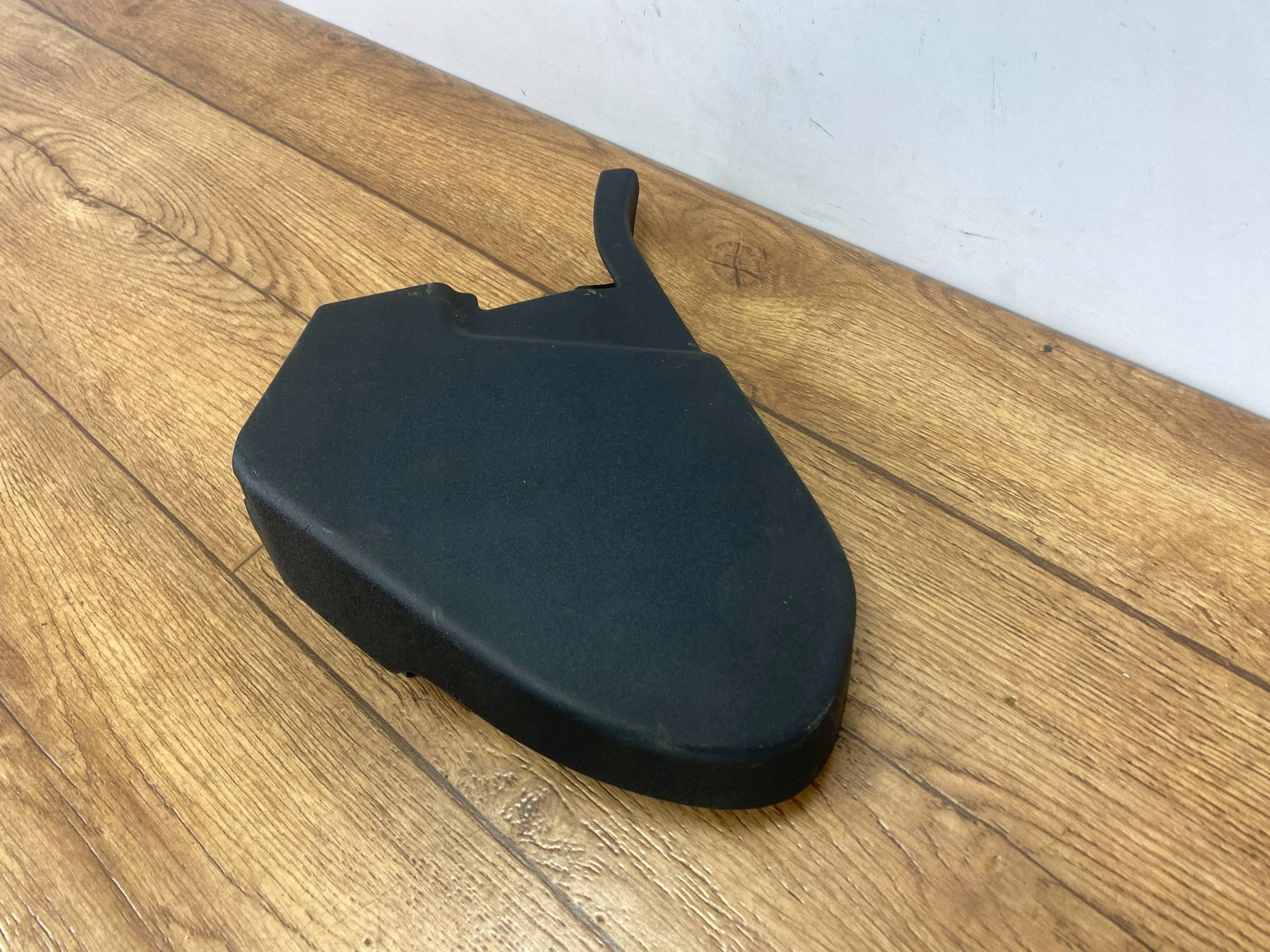 plastic cover spoiler seat Ford Escape IV 2020+