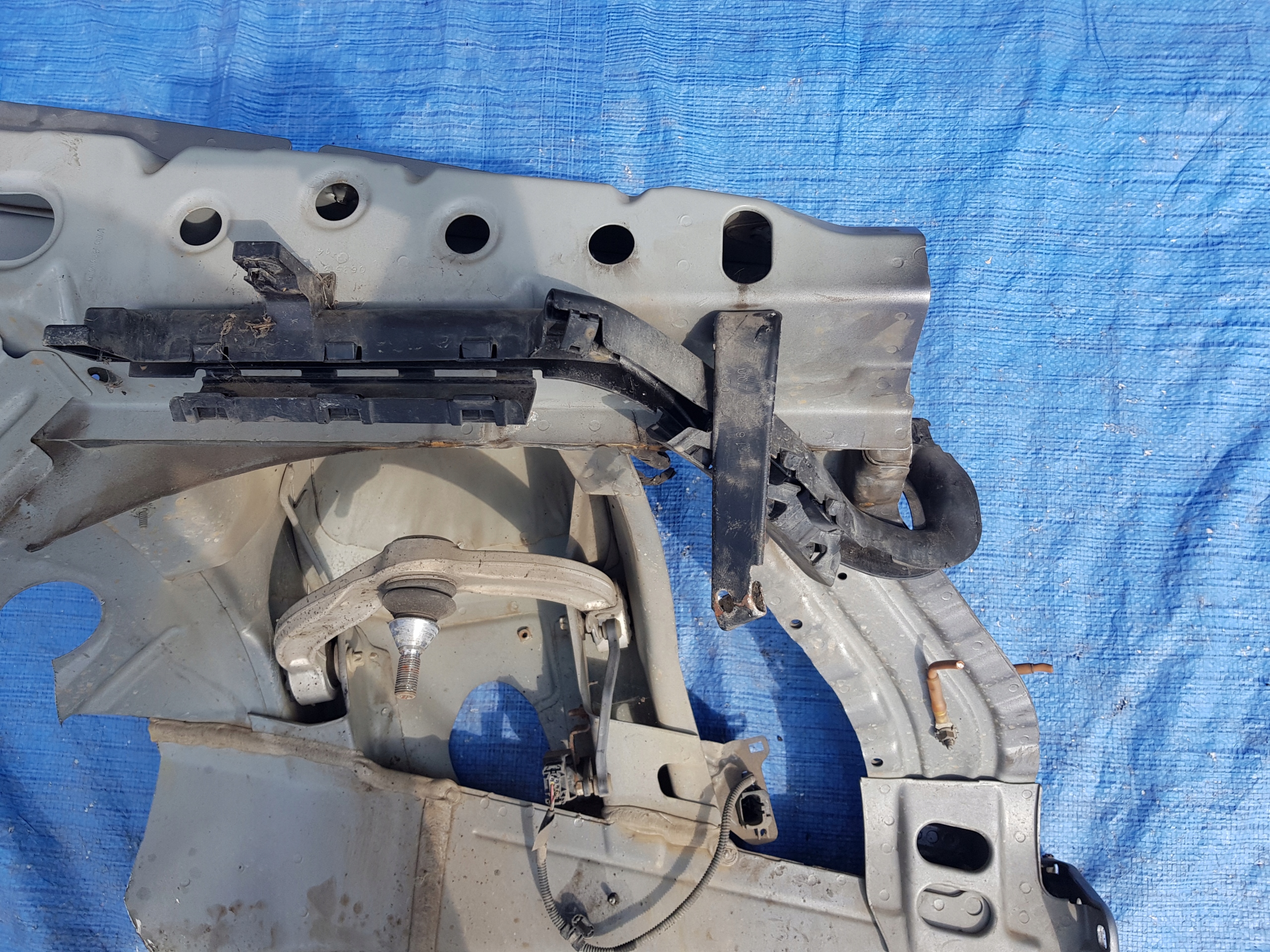 MERCEDES ML W166 placement quarter quarter right front front right
