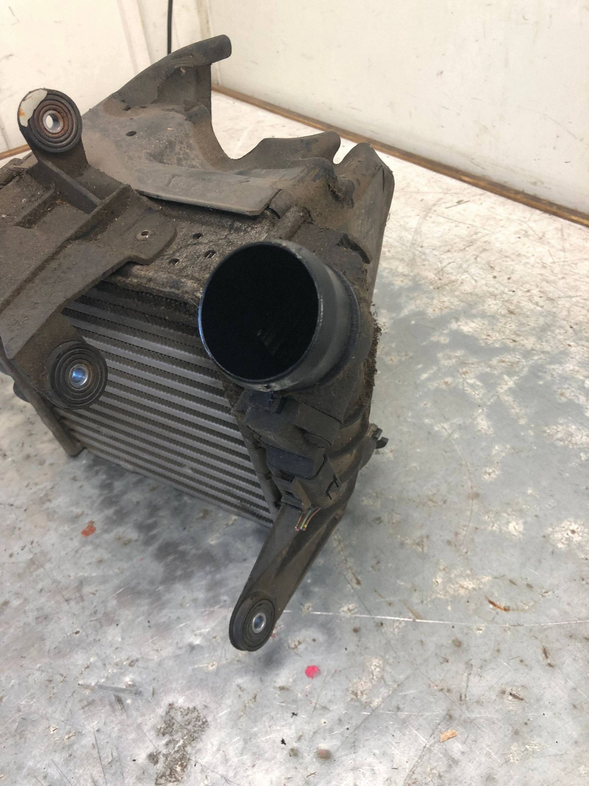 radiator intercooler VW POLO IV LIFT 6Q0145804A