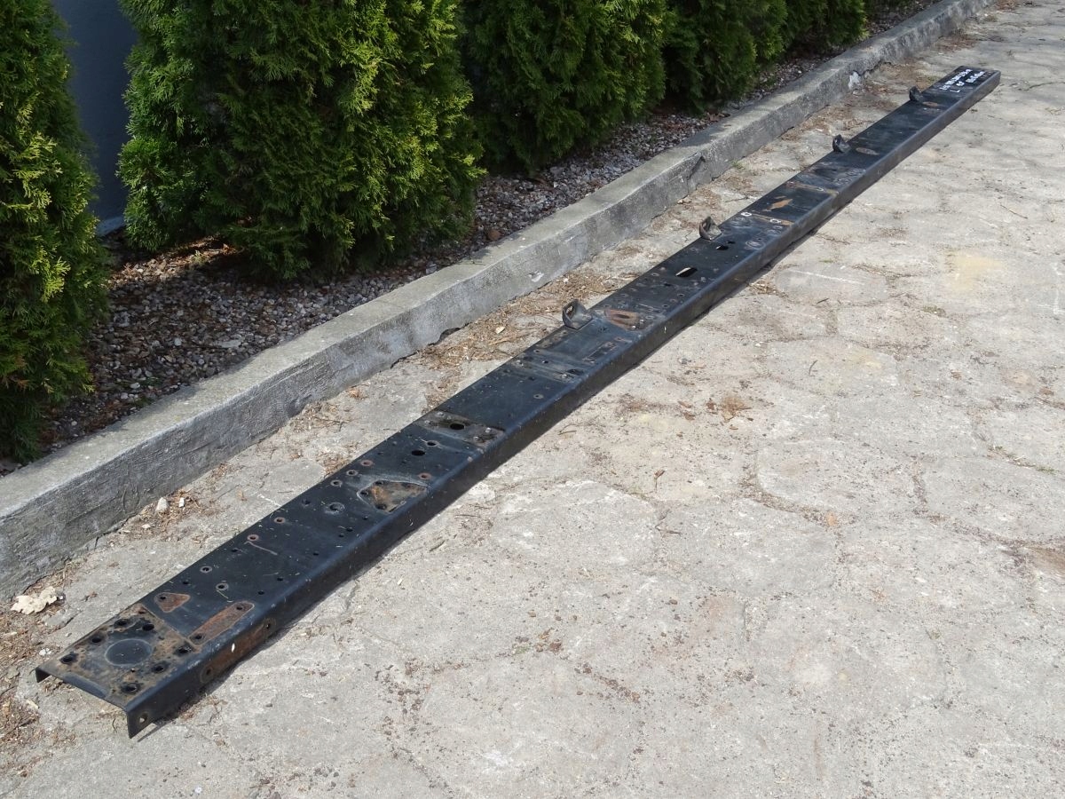 MAN L2000 LE 94-01 рама левая сторона 17,5 600X21CM