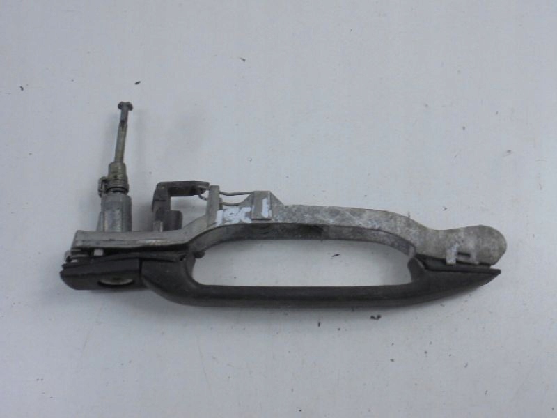 MERCEDES 190 W201 KLAMKA ZEWNETRZNA LEWA PRZOD Installation side Left front