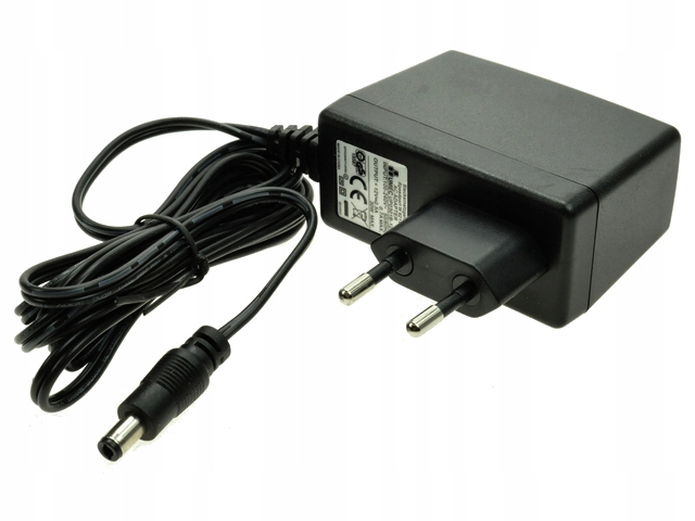 

Zasilacz wtyczkowy 12V DC 2,5A 2,5/5,5mm