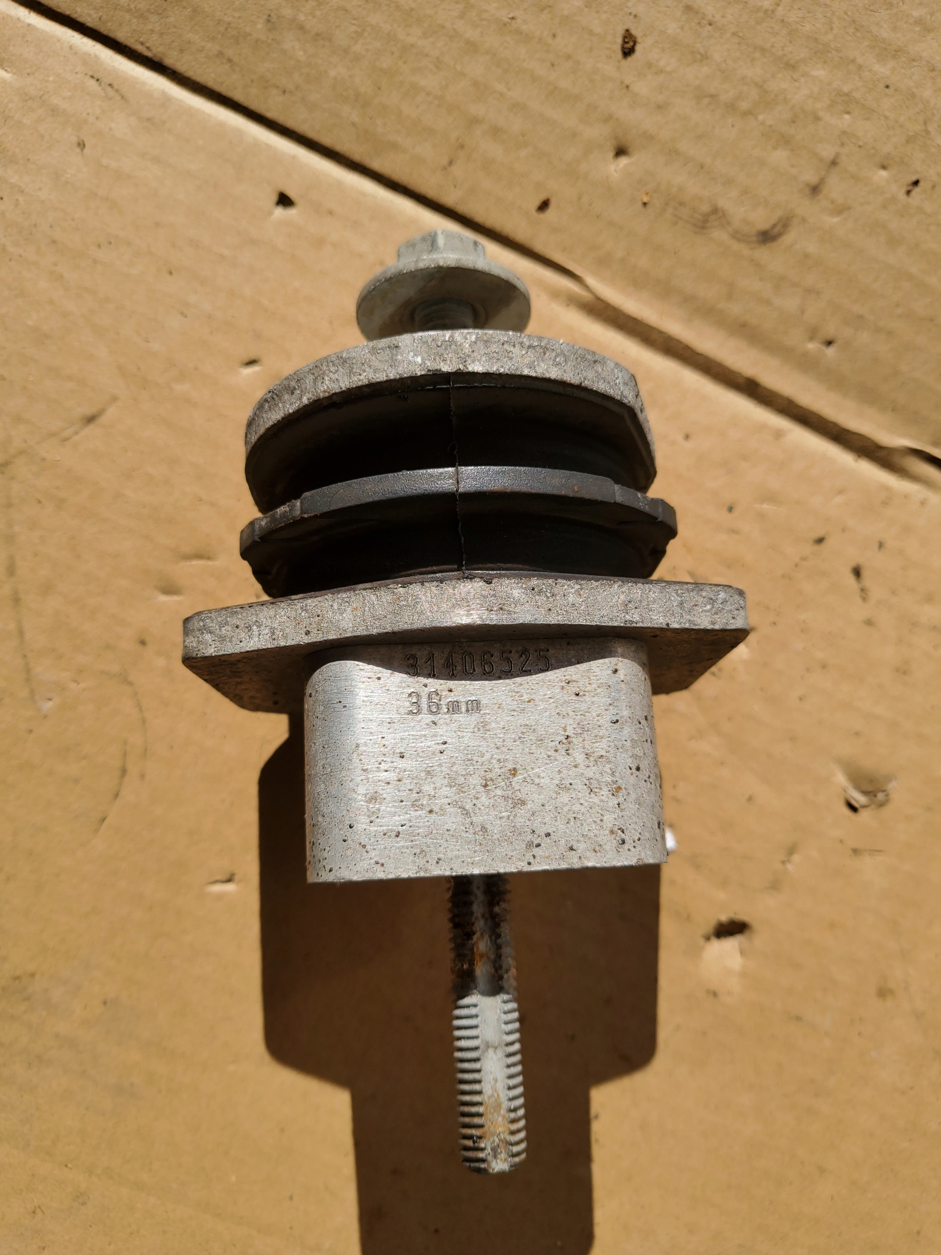 31406525 - ПОДВЕСКА ЗАДНЕГО КРОНШТЕЙНА ЧАСТЬ VOLVO XC90 II