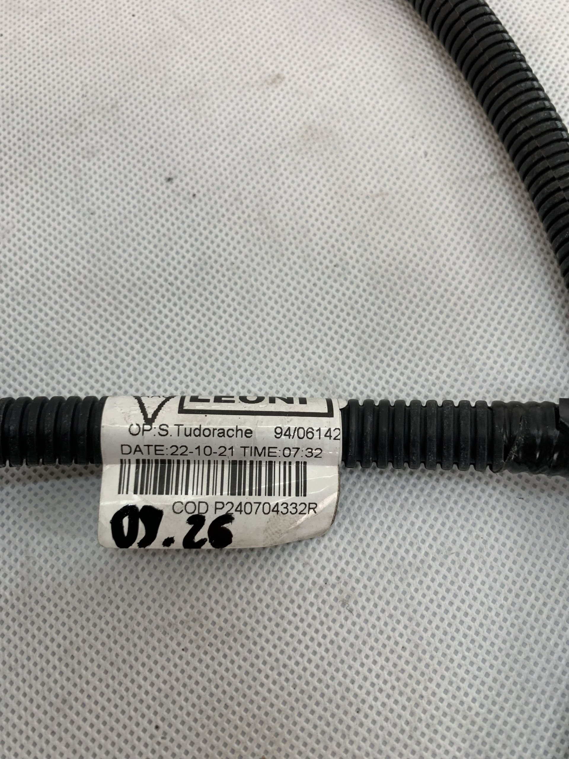cablaggio halogenow e czujnikow PDC Dacia Duster 2 II 17r 240704332R 08.26