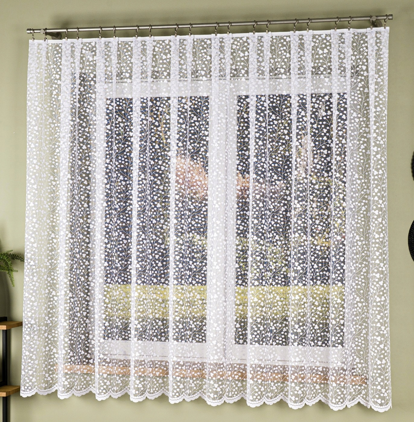 Czesława vzor 007576 vel 500x180 cm záclona, rovná (s lemováním)