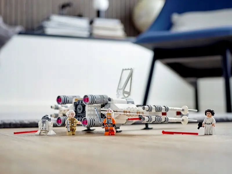 LEGO STAR WARS - MYŚLIWIEC X-WING LUKE'A SKYWALKERA - 75301 Marka LEGO