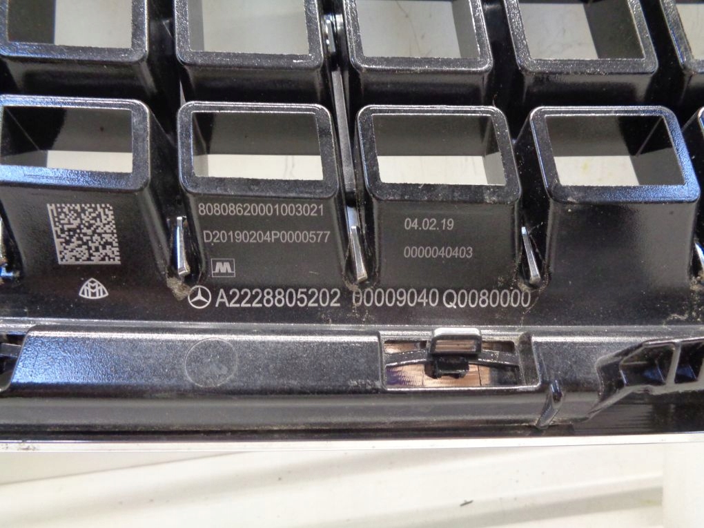MERCEDES S class 222 MAYBACH AMG LIFT grill grille