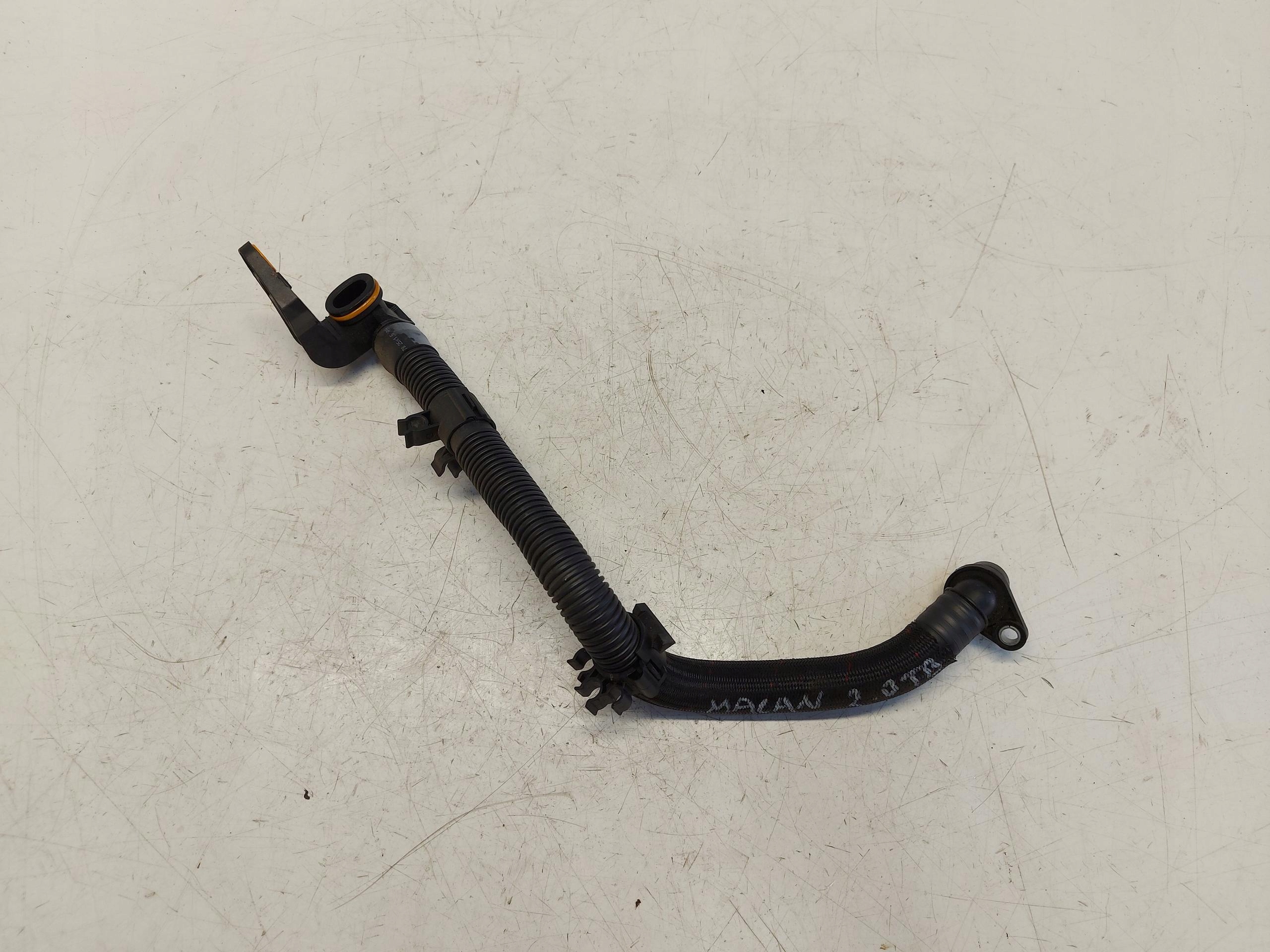 MACAN 95B 2.0 TFSI SCHLAUCH LUFT TURBO 06L103226