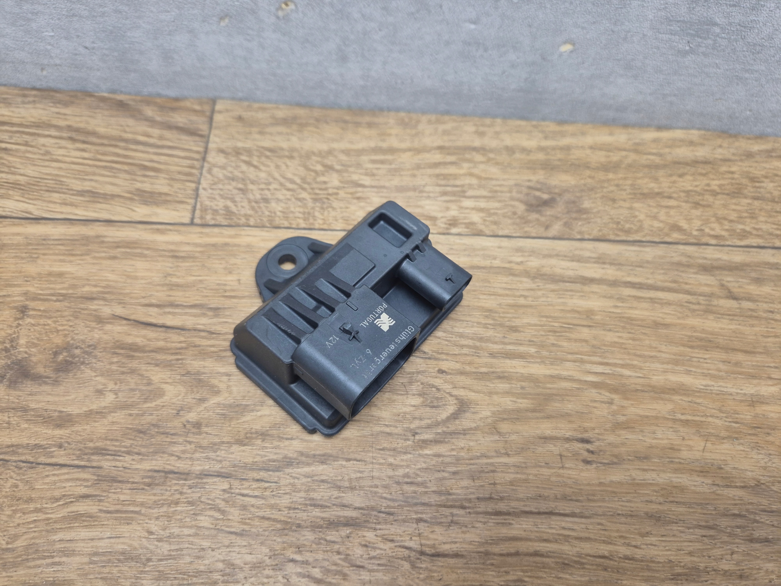 BMW control unit relay plugs ZAROWYCH N57 3.0D DIESEL 7822100