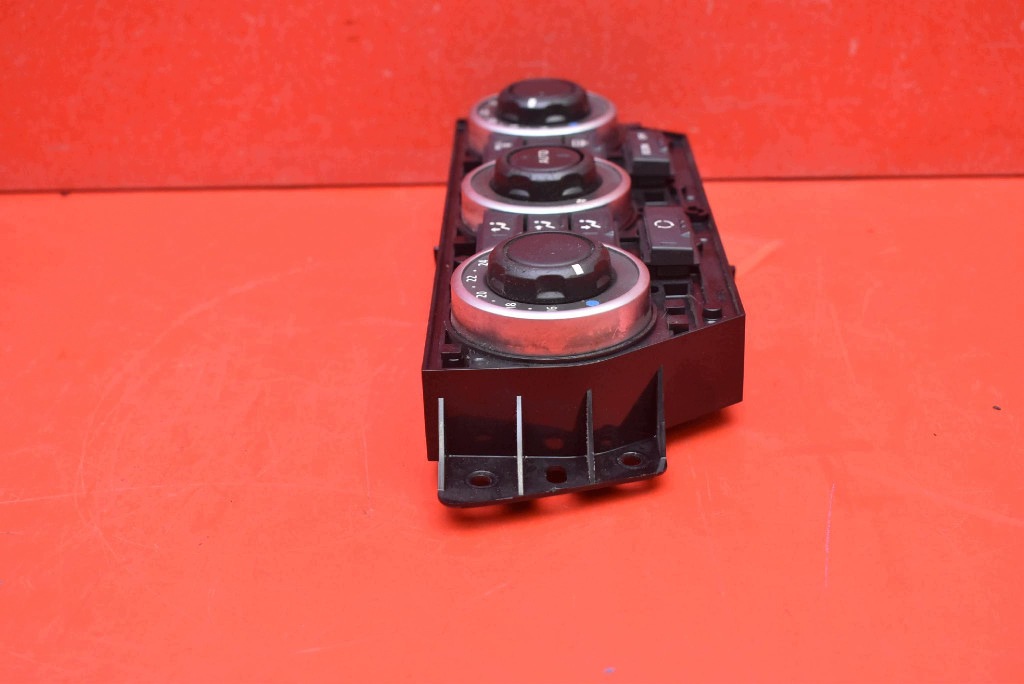 control panel air conditioning devices KLIMY 6H52-19E900-BB LAND ROVER FREELANDER II L359