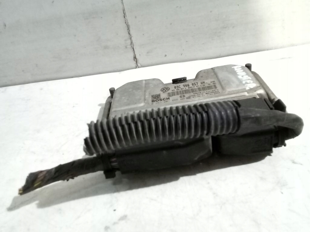 Skoda Roomster computer control unit of the engine 03C906057AN