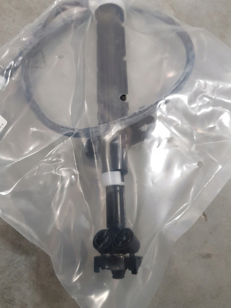 SPRYSKIWACZ REFLEKTOROW PRAWA R MEGANE 286410958R Part manufacturer Renault OE