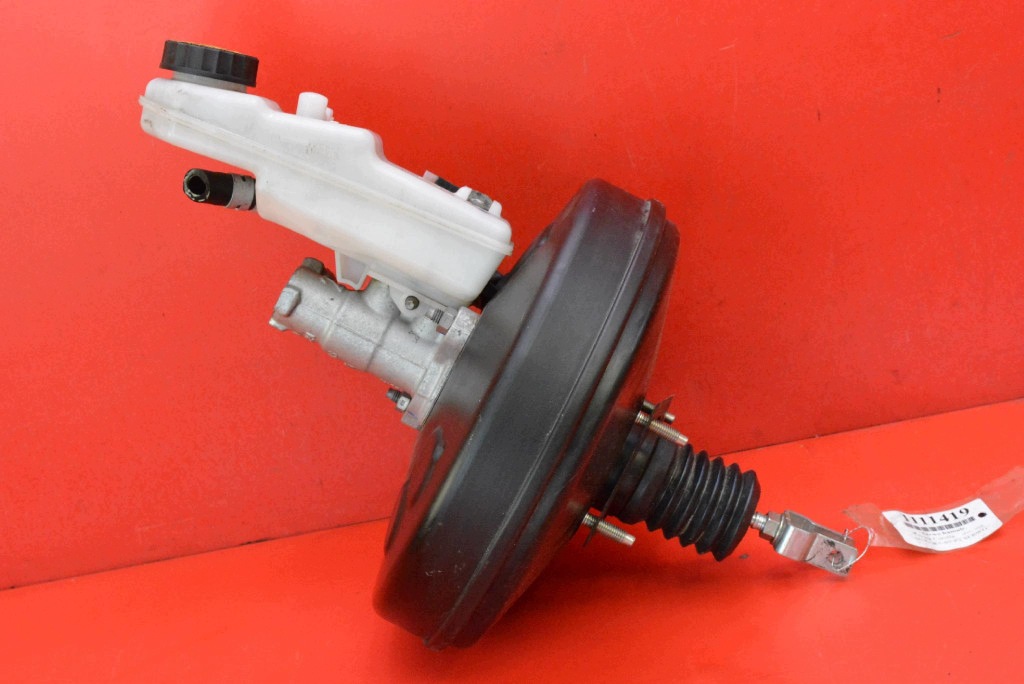 servo Servofreno 47200-02E90-A TOYOTA COROLLA E18 1.6 VALVEMATIC 132KM